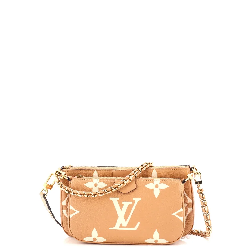 Trendy transparent PVC bagsTrendy transparent PVC bagsMulti Pochette Accessoires Bicolor Monogram Empreinte Giant