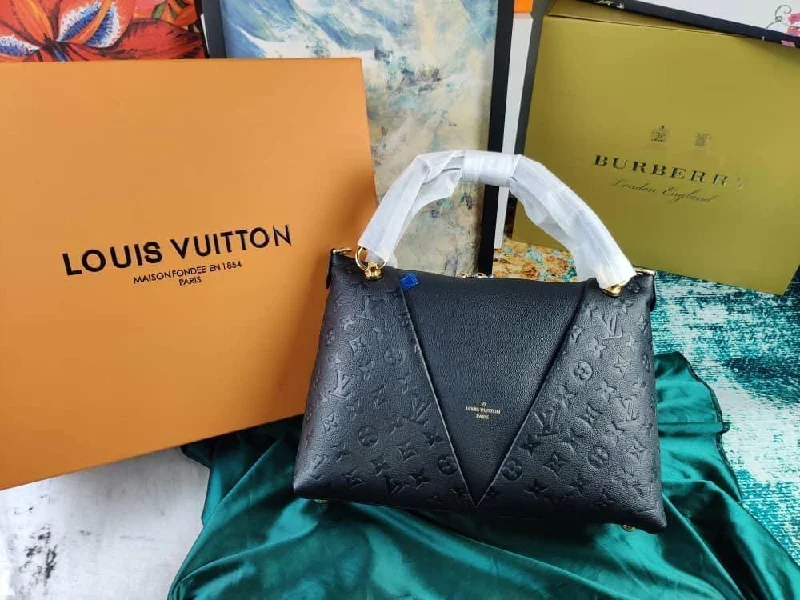 Designer bags with detachable strapsLouis Vuitton V Tote BB Bag