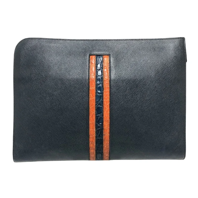 Minimalist leather handbagsPRADA Saffiano Clutch Bag