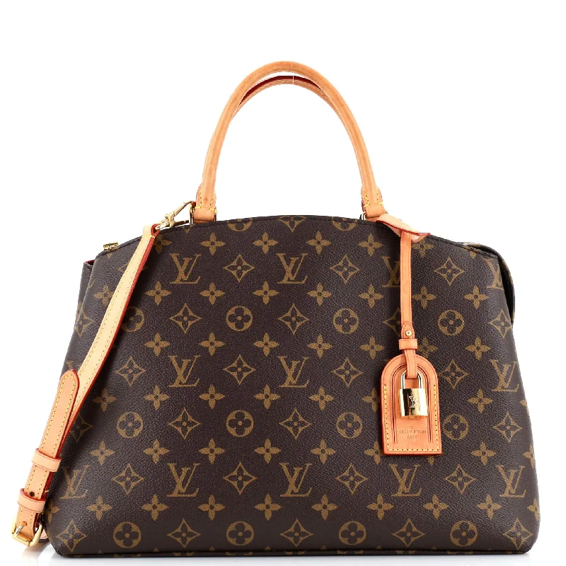 Stylish laptop bags for professionalsStylish laptop bags for professionalsGrand Palais Handbag Monogram Canvas