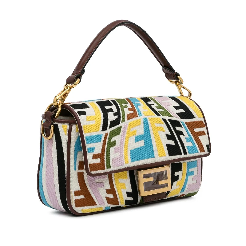 Vintage-inspired handbagsFendi x Sarah Coleman Fisheye Baguette (SHG-BRGz6G)