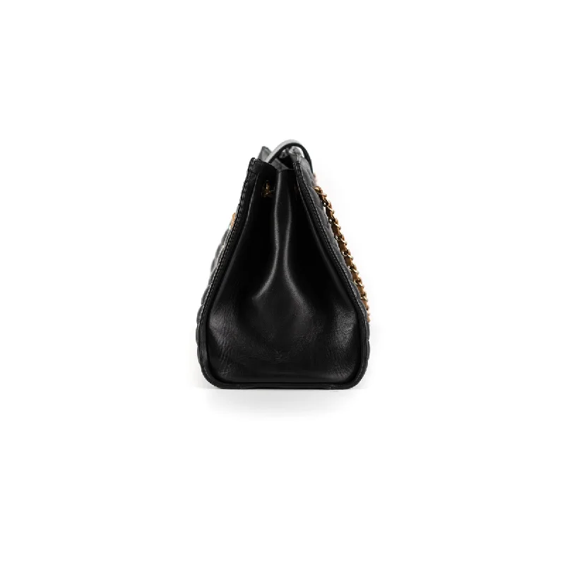 Compact crossbody bags for travelChanel Chevron Gabrielle Tote Black