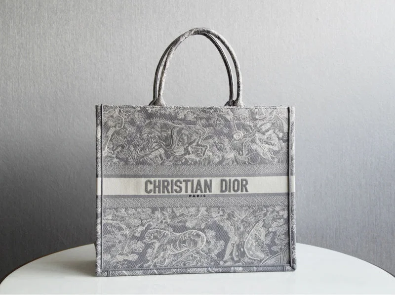 Compact crossbody bags for travelChristian Dior Bags - 5750