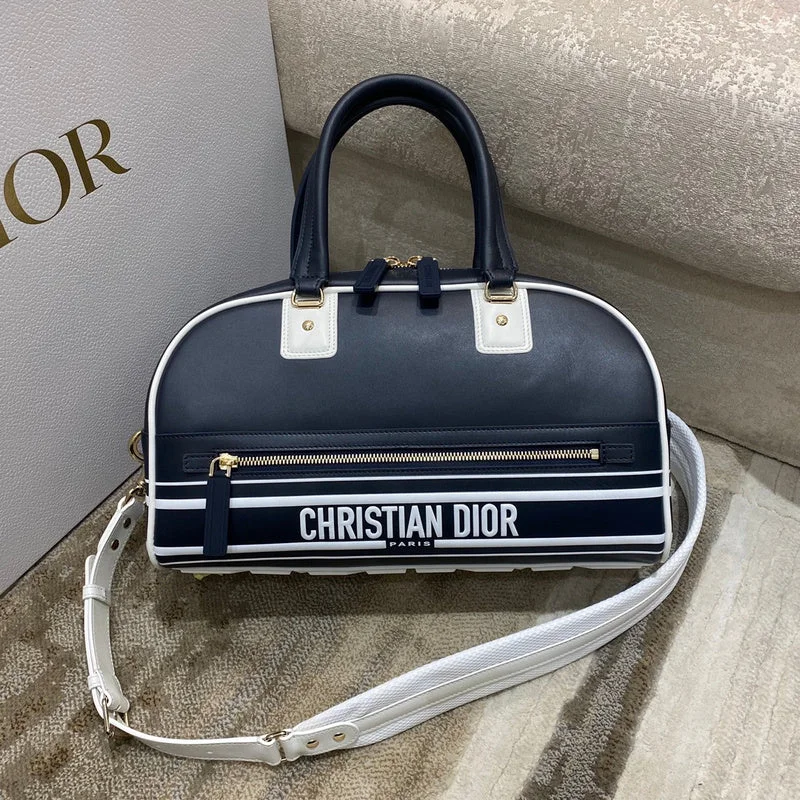 Minimalist leather handbagsChristian Dior Bags - 5753