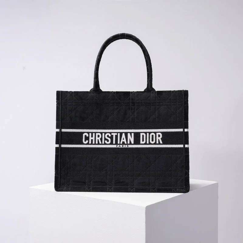 Eco-friendly tote bags for shoppingChristian Dior Bags - 5789