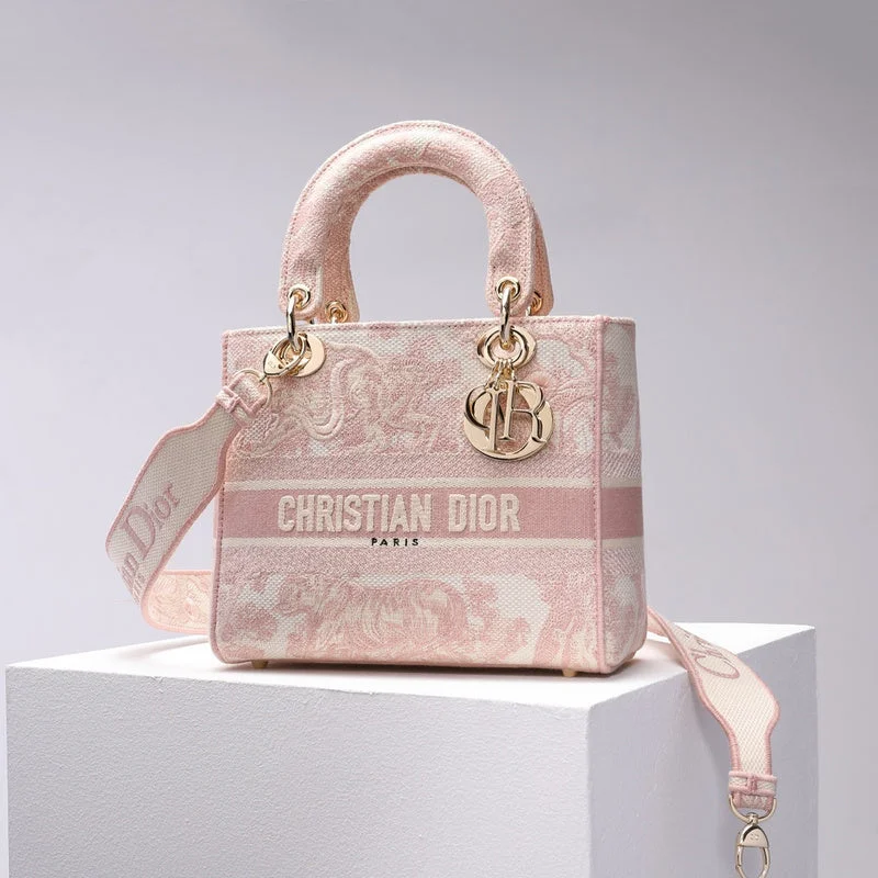 Luxury brand bags on saleChristian Dior Bags - 5800