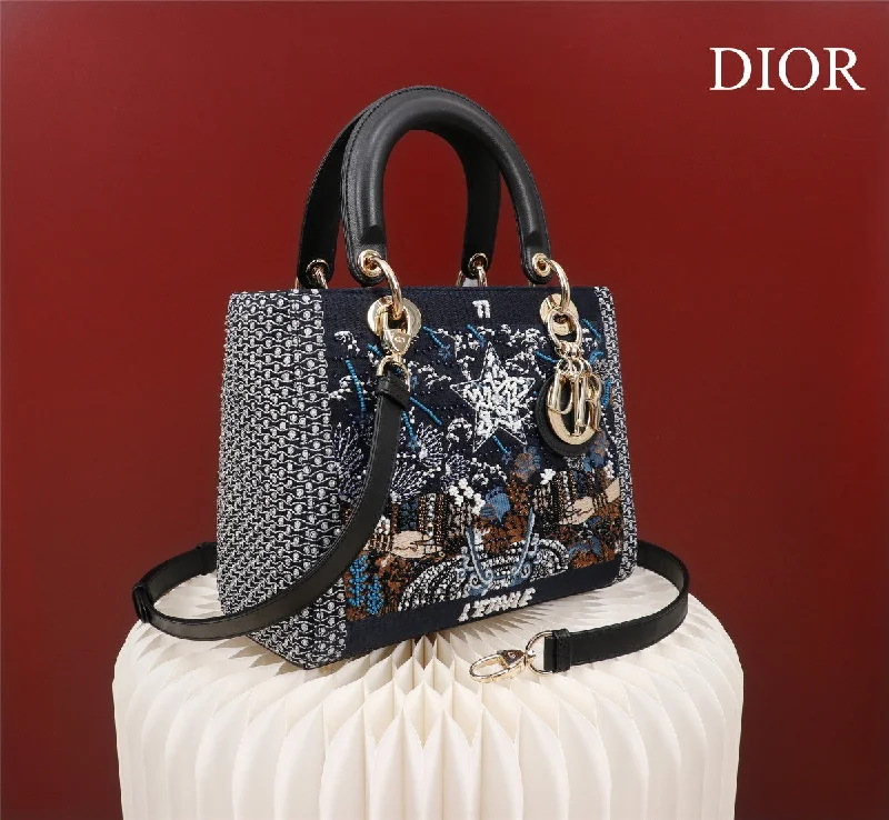 Designer bags with detachable strapsChristian Dior - Luxury Bags  185